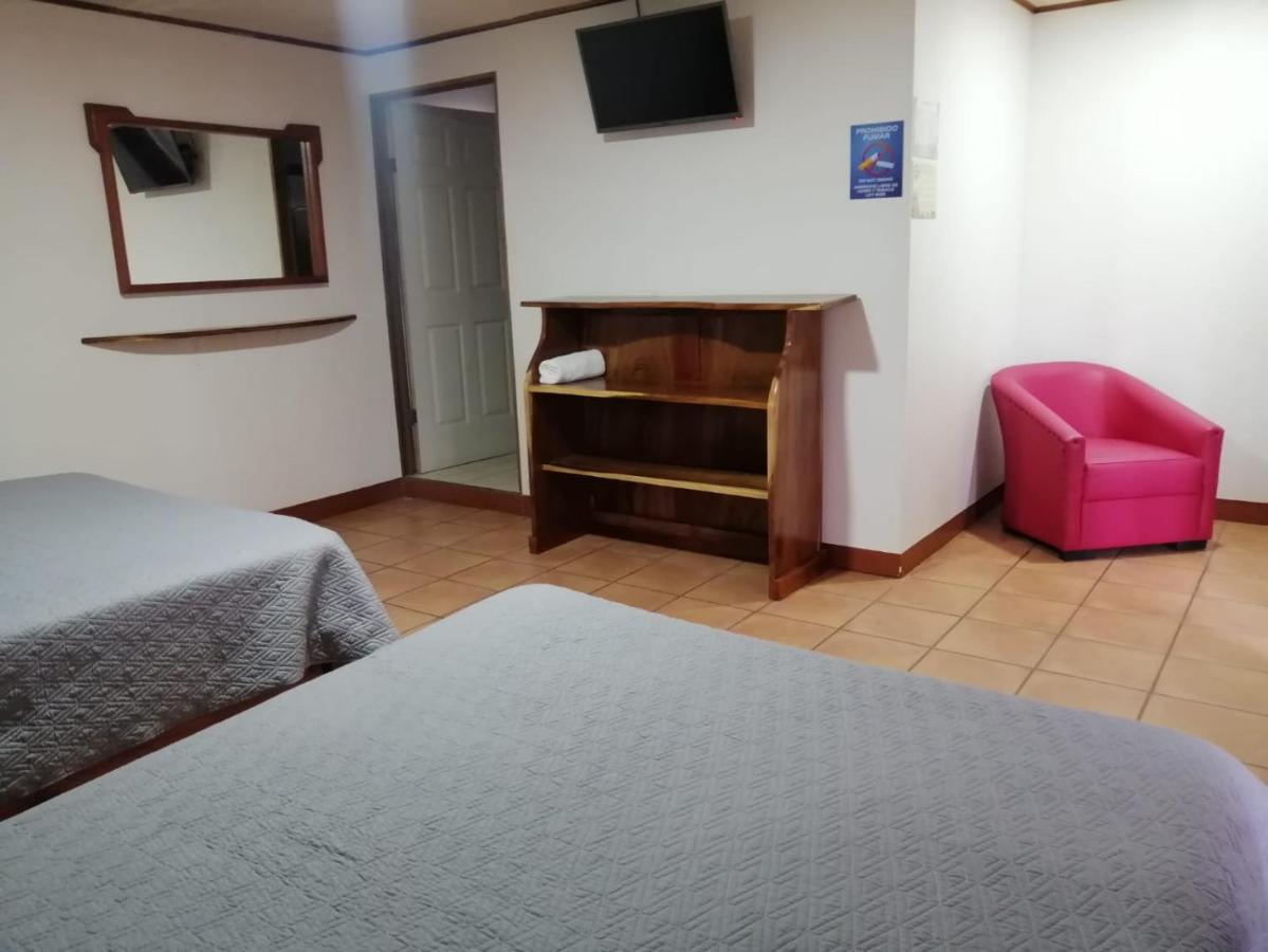 Hotel Santa Fe B&B Monteverde Bagian luar foto