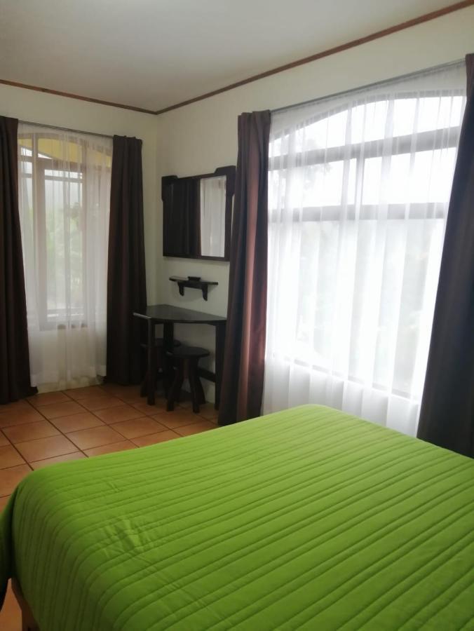 Hotel Santa Fe B&B Monteverde Bagian luar foto